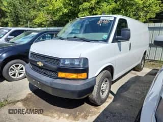 2022 Chevrolet Express Cargo с VIN 1GCWGAFP6N1181980, выставлен на аукционе Copart как лот 84340485 с пробегом 72 178 миль миль и Чистый • Clean title. История ставок и продаж доступна на DreamBid. Изображение 1.