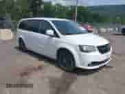 2014 Dodge Grand Caravan SXT 30th Anniversary z VIN 2C4RDGCG7ER417447, wystawiony jako IAAI lot #42871198 z przebiegiem 158 683 mil mil oraz . Historia ofert i sprzedaży dostępna na DreamBid. Obrazek 1.