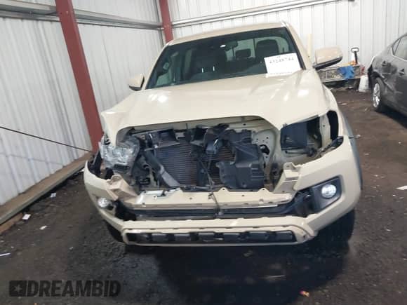 2019 Toyota Tacoma SR с VIN 3TMCZ5AN4KM210028, выставлен на аукционе IAAI как лот 43248744 с пробегом 54 047 миль миль и . История ставок и продаж доступна на DreamBid. Изображение 13.