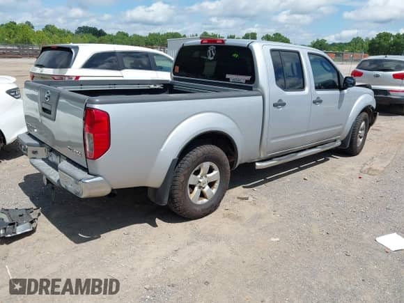 2011 Nissan Frontier SV z VIN 1N6AD0FV2BC437122, wystawiony jako IAAI lot #42517785 z przebiegiem 161 454 mil mil oraz . Historia ofert i sprzedaży dostępna na DreamBid. Obrazek 4.