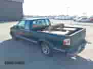 1998 Chevrolet S-10 LS с VIN 1GCCS19X3WK152042, выставлен на аукционе IAAI как лот 41648069 с пробегом 170 856 миль миль и . История ставок и продаж доступна на DreamBid. Изображение 3.