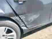 2015 Chevrolet Cruze Diesel z VIN 1G1P75SZ6F7170844, wystawiony jako IAAI lot #42082654 z przebiegiem 99 033 mil mil oraz . Historia ofert i sprzedaży dostępna na DreamBid. Obrazek 6.