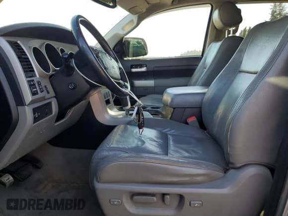 2008 Toyota Tundra Limited с VIN 5TFDV58118X034612, выставлен на аукционе Copart как лот 85709935 с пробегом 192 765 миль миль и Списание • Salvage title. История ставок и продаж доступна на DreamBid. Изображение 7.
