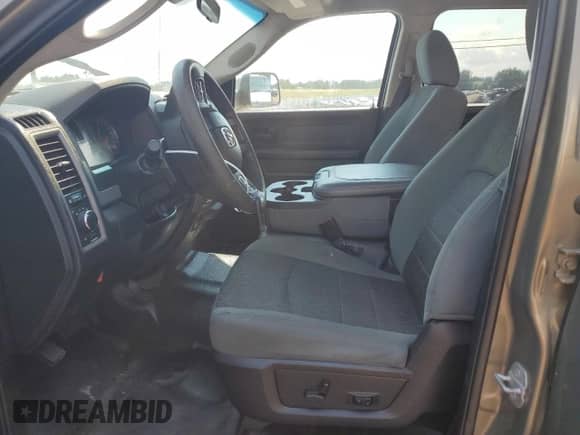 2015 Ram 1500 SSV с VIN 1C6RR7XTXFS652263, выставлен на аукционе Copart как лот 66556055 с пробегом 155 123 миль миль и Списание • Salvage title. История ставок и продаж доступна на DreamBid. Изображение 7.