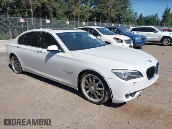 2012 BMW 7 Series 750Li с VIN WBAKB8C54CC962407, выставлен на аукционе IAAI как лот 42750511 с пробегом 74 191 миль миль и . История ставок и продаж доступна на DreamBid. Изображение 1.
