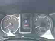 2023 Toyota Tacoma SR z VIN 3TMCZ5AN2PM585925, wystawiony jako IAAI lot #43009810 z przebiegiem 43 671 mil mil oraz . Historia ofert i sprzedaży dostępna na DreamBid. Obrazek 16.