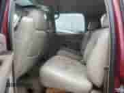 2004 Chevrolet Suburban LS с VIN 3GNGK26U64G306806, выставлен на аукционе Copart как лот 55518745 с пробегом 159 739 миль миль и Списание • Salvage title. История ставок и продаж доступна на DreamBid. Изображение 10.