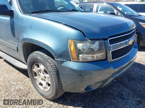 2009 Chevrolet Tahoe LS с VIN 1GNFC13CX9R256501, выставлен на аукционе IAAI как лот 41796869 с пробегом 234 488 миль миль и . История ставок и продаж доступна на DreamBid. Изображение 6.