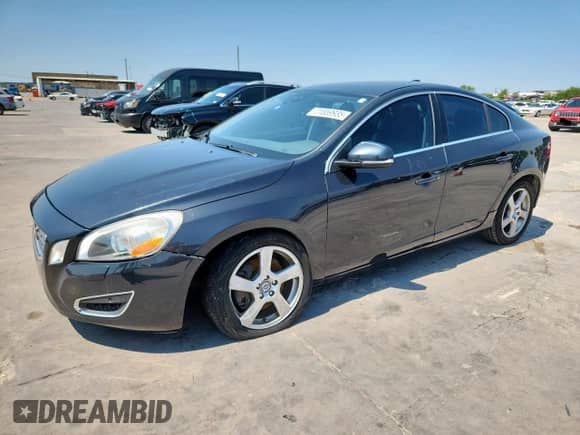 2012 Volvo S60 T5 с VIN YV1622FS8C2025711, выставлен на аукционе Copart как лот 71559935 с пробегом 112 131 миль миль и Чистый • Clean title. История ставок и продаж доступна на DreamBid. Изображение 1.