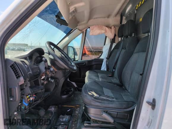 2014 Ram ProMaster Cargo с VIN 3C6TRVBG5EE107514, выставлен на аукционе Copart как лот 62514135 с пробегом Не указан миль и Списание • Salvage title. История ставок и продаж доступна на DreamBid. Изображение 7.