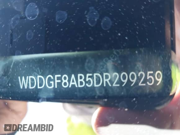 2013 Mercedes-Benz C 300 Sport с VIN WDDGF8AB5DR299259, выставлен на аукционе IAAI как лот 43406105 с пробегом 175 495 миль миль и . История ставок и продаж доступна на DreamBid. Изображение 17.