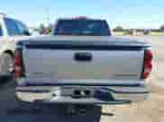 2004 Chevrolet Silverado 1500 LS с VIN 2GCEC19TX41341593, выставлен на аукционе IAAI как лот 42887375 с пробегом 236 076 миль миль и . История ставок и продаж доступна на DreamBid. Изображение 16.