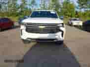 2023 Chevrolet Suburban Premier z VIN 1GNSKFKD8PR369692, wystawiony jako IAAI lot #43217279 z przebiegiem 78 841 mil mil oraz . Historia ofert i sprzedaży dostępna na DreamBid. Obrazek 6.
