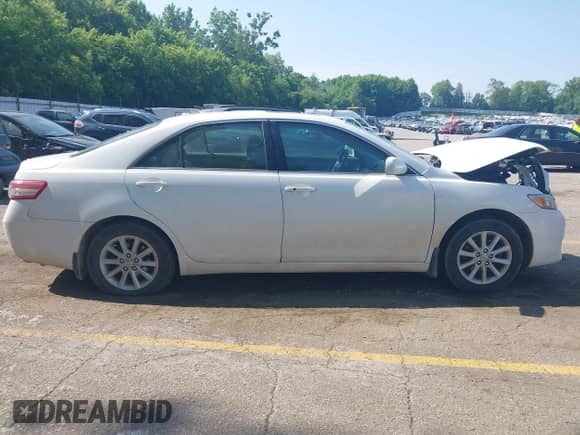 2011 Toyota Camry LE с VIN 4T4BF3EK0BR094851, выставлен на аукционе IAAI как лот 42511728 с пробегом Не указан миль и . История ставок и продаж доступна на DreamBid. Изображение 13.