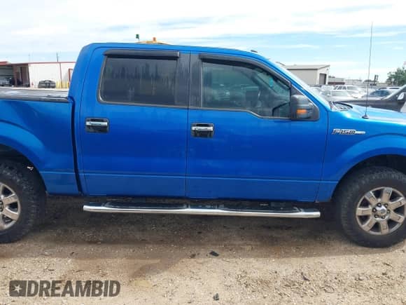 2013 Ford F-150 Lariat z VIN 1FTFW1EF9DFD64304, wystawiony jako IAAI lot #43287528 z przebiegiem 143 714 mil mil oraz . Historia ofert i sprzedaży dostępna na DreamBid. Obrazek 13.