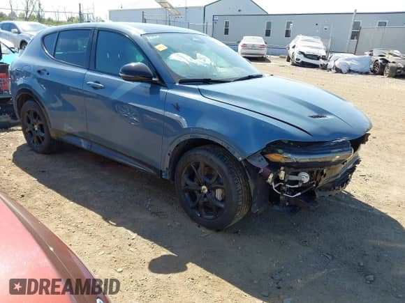 2024 Dodge Hornet R/T Plus с VIN ZACPDFDW1R3A09454, выставлен на аукционе IAAI как лот 42102576 с пробегом 12 720 миль миль и . История ставок и продаж доступна на DreamBid. Изображение 1.