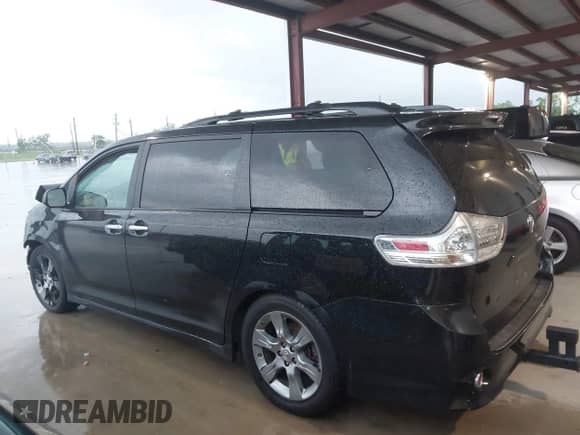 2014 Toyota Sienna SE with VIN 5TDXK3DC5ES456630, listed as a IAAI auction lot 42370657 with 164,633 mi miles and . Bid and sale history available at DreamBid. Image 14.