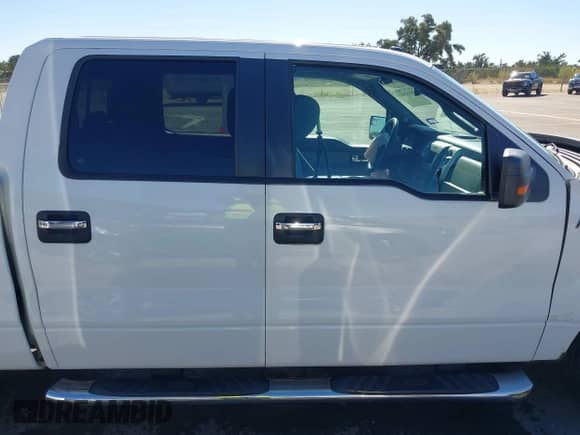 2013 Ford F-150 XL with VIN 1FTFW1CF6DKG07206, listed as a IAAI auction lot 40913265 with 89,125 mi miles and . Bid and sale history available at DreamBid. Image 14.