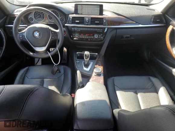 2014 BMW 3 Series 328i xDrive с VIN WBA3B5G57ENS09183, выставлен на аукционе Copart как лот 85301585 с пробегом 164 580 миль миль и Чистый • Clean title. История ставок и продаж доступна на DreamBid. Изображение 8.