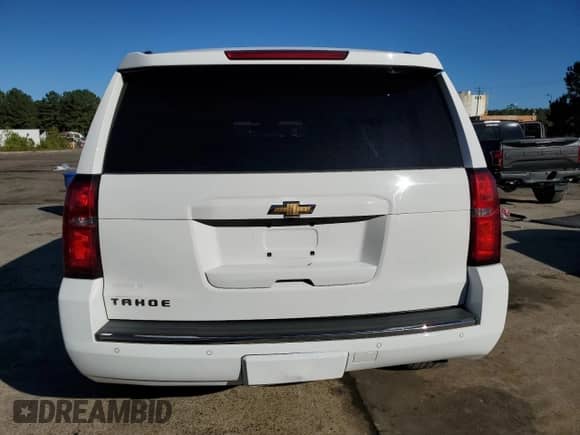 2015 Chevrolet Tahoe LTZ with VIN 1GNSKCKC3FR747549, listed as a Copart auction lot 89621815 with 253,340 mi miles and Clean title. Bid and sale history available at DreamBid. Image 6.