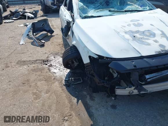 2019 Mercedes-Benz CLA 250 с VIN WDDSJ4EB7KN747341, выставлен на аукционе IAAI как лот 43031587 с пробегом Не указан миль и . История ставок и продаж доступна на DreamBid. Изображение 6.