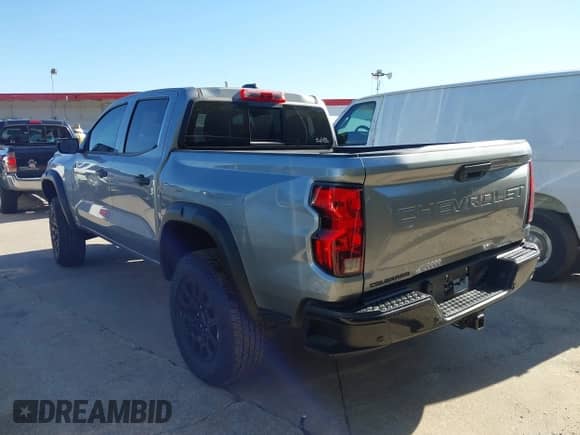 2023 Chevrolet Colorado 4WD Trail Boss с VIN 1GCPTEEK7P1215473, выставлен на аукционе IAAI как лот 43502060 с пробегом 37 617 миль миль и . История ставок и продаж доступна на DreamBid. Изображение 3.