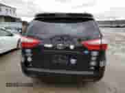 2015 Toyota Sienna LE z VIN 5TDJK3DC9FS109261, wystawiony jako Copart lot #47061045 z przebiegiem 136 537 mil mil oraz Czysty tytuł • Clean title. Historia ofert i sprzedaży dostępna na DreamBid. Obrazek 6.