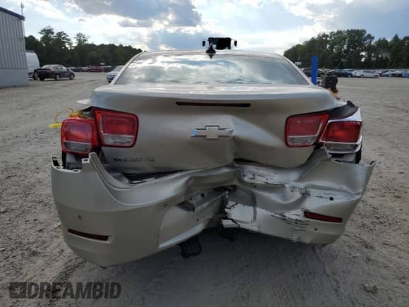 2016 Chevrolet Malibu LS с VIN 1G11A5SA3GF116328, выставлен на аукционе Copart как лот 70647975 с пробегом 182 433 миль миль и Списание • Salvage title. История ставок и продаж доступна на DreamBid. Изображение 6.