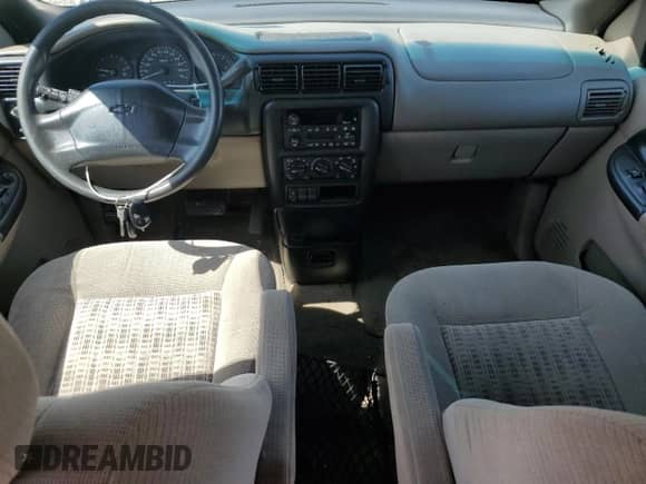2003 Chevrolet Venture Y3G Mobility с VIN 1GNDX03E73D118992, выставлен на аукционе Copart как лот 51273485 с пробегом 131 834 миль миль и Чистый • Clean title. История ставок и продаж доступна на DreamBid. Изображение 8.