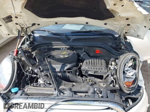 2015 MINI Hardtop with VIN WMWXM5C54F3A56067, listed as a IAAI auction lot 43044092 with 146,630 mi miles and . Bid and sale history available at DreamBid. Image 10.