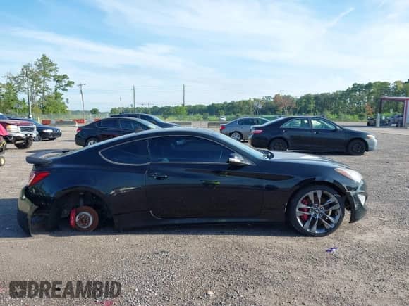 2015 Hyundai Genesis Coupe 3.8L Base with VIN KMHHU6KJ2FU125997, listed as a IAAI auction lot 42995146 with 90,310 mi miles and . Bid and sale history available at DreamBid. Image 13.