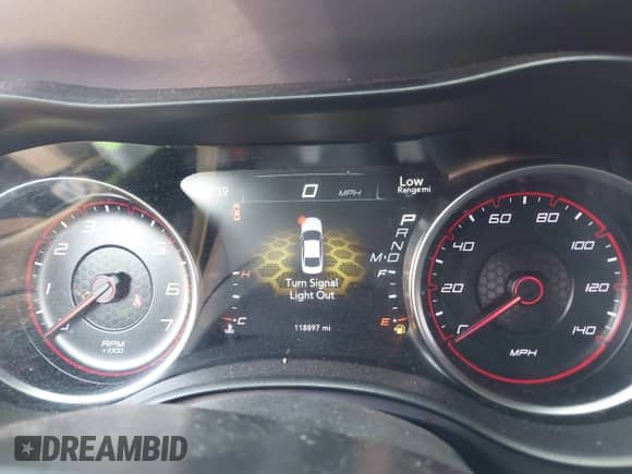 2019 Dodge Charger SXT with VIN 2C3CDXBG6KH636333, listed as a IAAI auction lot 42676012 with 118,897 mi miles and . Bid and sale history available at DreamBid. Image 7.