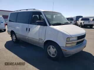 2000 Chevrolet Astro z VIN 1GNDM19W6YB138636, wystawiony jako Copart lot #70530964 z przebiegiem Nie podano mil oraz Czysty tytuł • Clean title. Historia ofert i sprzedaży dostępna na DreamBid. Obrazek 4.