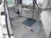 2006 Dodge Grand Caravan SE с VIN 1D4GP24EX6B586413, выставлен на аукционе IAAI как лот 43521243 с пробегом 67 397 миль миль и . История ставок и продаж доступна на DreamBid. Изображение 8.