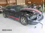 2007 Ford Mustang Deluxe z VIN 1ZVFT84NX75362370, wystawiony jako IAAI lot #43115053 z przebiegiem 152 717 mil mil oraz . Historia ofert i sprzedaży dostępna na DreamBid. Obrazek 1.