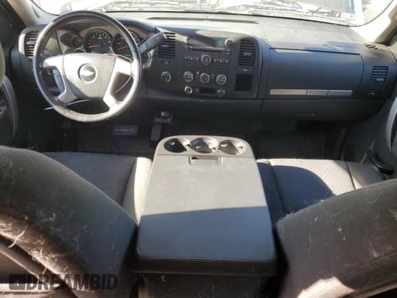 2010 Chevrolet Silverado 2500HD LT z VIN 1GC5KXBG6AZ196221, wystawiony jako Copart lot #79665974 z przebiegiem 111 050 mil mil oraz Czysty tytuł • Clean title. Historia ofert i sprzedaży dostępna na DreamBid. Obrazek 8.