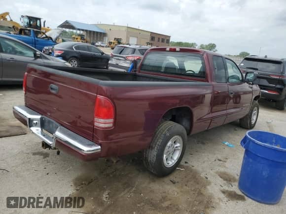 2000 Dodge Dakota Sport with VIN 1B7GL22N8YS521316, listed as a Copart auction lot 54617295 with 155,975 mi miles and Salvage title. Bid and sale history available at DreamBid. Image 3.