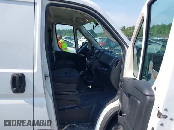 2021 Ram ProMaster Cargo с VIN 3C6LRVAG5ME559849, выставлен на аукционе IAAI как лот 42323809 с пробегом 96 554 миль миль и . История ставок и продаж доступна на DreamBid. Изображение 5.