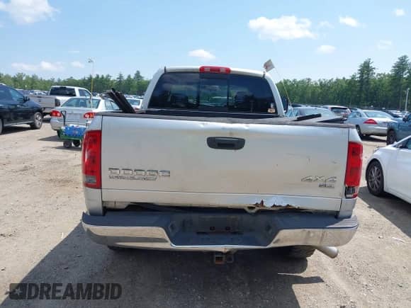 2003 Dodge 2500 ST с VIN 3D7KU28623G796452, выставлен на аукционе IAAI как лот 42561240 с пробегом 274 520 миль миль и . История ставок и продаж доступна на DreamBid. Изображение 16.