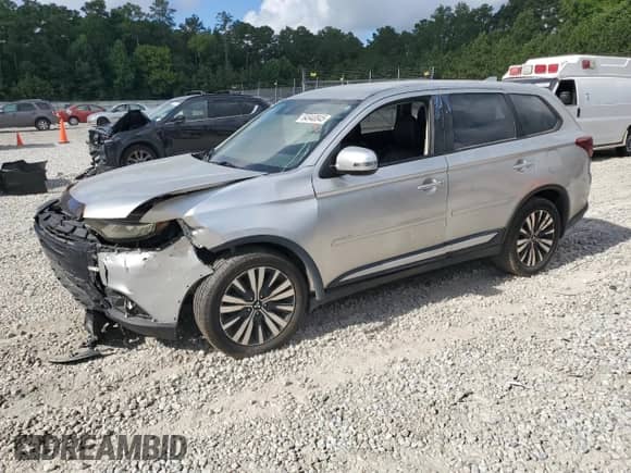 2020 Mitsubishi Outlander SE z VIN JA4AD3A35LZ011203, wystawiony jako Copart lot #64940845 z przebiegiem 114 882 mil mil oraz Szkoda całkowita • Salvage title. Historia ofert i sprzedaży dostępna na DreamBid. Obrazek 1.