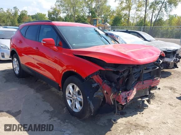 2020 Chevrolet Blazer LT with VIN 3GNKBDRS7LS678814, listed as a IAAI auction lot 43231581 with 90,417 mi miles and . Bid and sale history available at DreamBid. Image 1.
