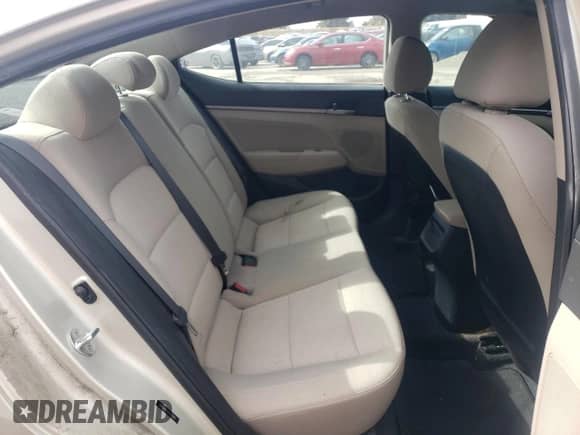 2017 Hyundai Elantra Limited z VIN 5NPD84LF9HH157087, wystawiony jako Copart lot #54763065 z przebiegiem 68 214 mil mil oraz Czysty tytuł • Clean title. Historia ofert i sprzedaży dostępna na DreamBid. Obrazek 10.