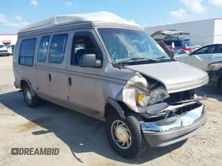 1995 Ford Econoline Cargo с VIN 1FDEE14N2SHB10390, выставлен на аукционе IAAI как лот 42785151 с пробегом 177 852 миль миль и . История ставок и продаж доступна на DreamBid. Изображение 1.