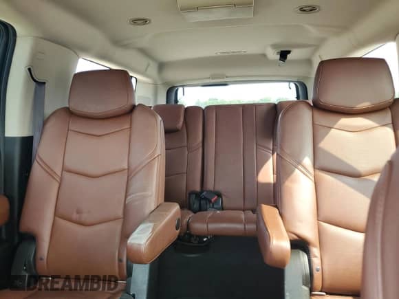 2016 Cadillac Escalade ESV Premium Collection с VIN 1GYS4JKJ8GR151953, выставлен на аукционе Copart как лот 59146475 с пробегом Не указан миль и Списание • Salvage title. История ставок и продаж доступна на DreamBid. Изображение 10.