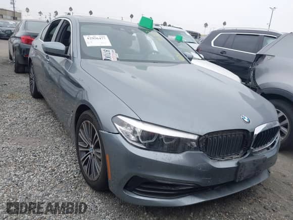 2019 BMW 5 Series 530e with VIN WBAJA9C58KB389357, listed as a IAAI auction lot 42956477 with 60,507 mi miles and . Bid and sale history available at DreamBid. Image 1.