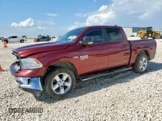 2019 Ram 1500 Warlock z VIN 1C6RR6LT9KS521559, wystawiony jako Copart lot #64606615 z przebiegiem 121 652 mil mil oraz Szkoda całkowita • Salvage title. Historia ofert i sprzedaży dostępna na DreamBid. Obrazek 1.