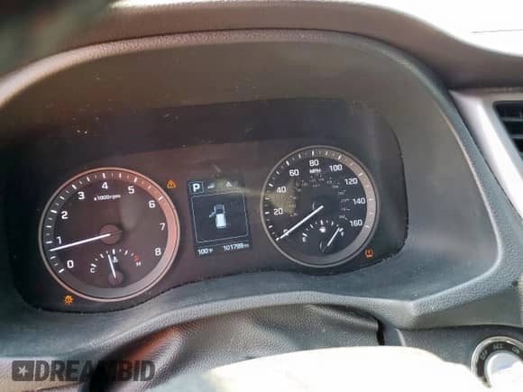 2018 Hyundai Tucson Value with VIN KM8J33A24JU807043, listed as a Copart auction lot 80545105 with 101,799 mi miles and Salvage title. Bid and sale history available at DreamBid. Image 9.