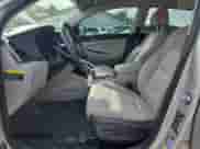 2018 Hyundai Tucson SEL Plus с VIN KM8J3CA45JU613395, выставлен на аукционе Copart как лот 69246535 с пробегом 150 828 миль миль и Списание • Salvage title. История ставок и продаж доступна на DreamBid. Изображение 7.