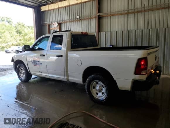 2023 Ram 1500 Tradesman z VIN 1C6RR7FG1PS527545, wystawiony jako Copart lot #70118585 z przebiegiem 60 480 mil mil oraz Szkoda całkowita • Salvage title. Historia ofert i sprzedaży dostępna na DreamBid. Obrazek 2.