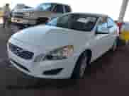 2012 Volvo S60 T5 с VIN YV1622FS3C2034252, выставлен на аукционе IAAI как лот 43336269 с пробегом 143 661 миль миль и . История ставок и продаж доступна на DreamBid. Изображение 2.
